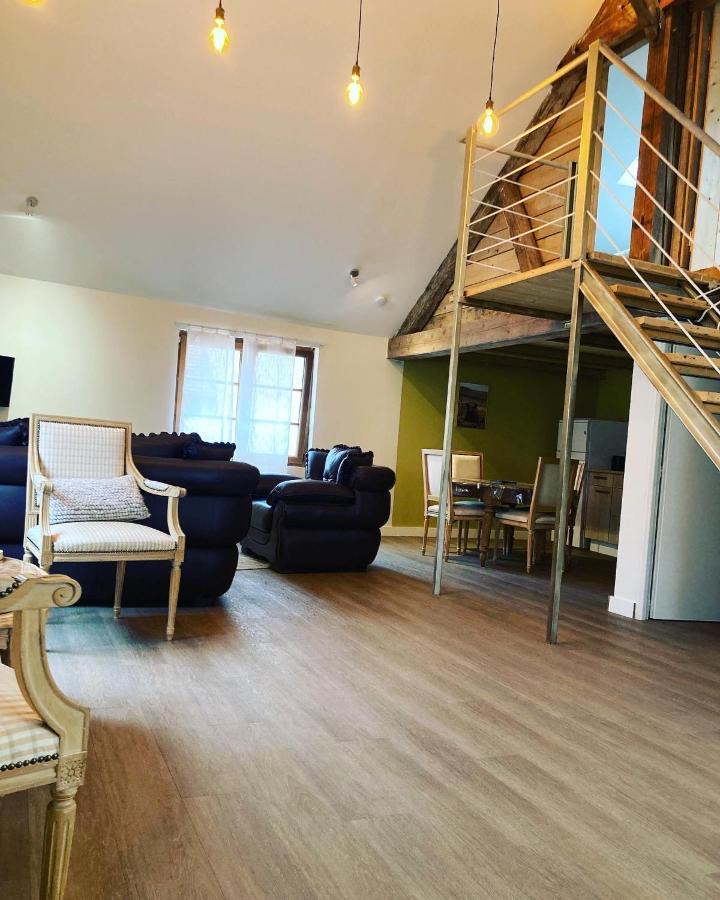 Le Carrosse, La Diligence, Centre Saint Jean De Losne Tarif 2Pers 1 Chambre, Tarif 4 Pers 2 Chambres Exterior foto